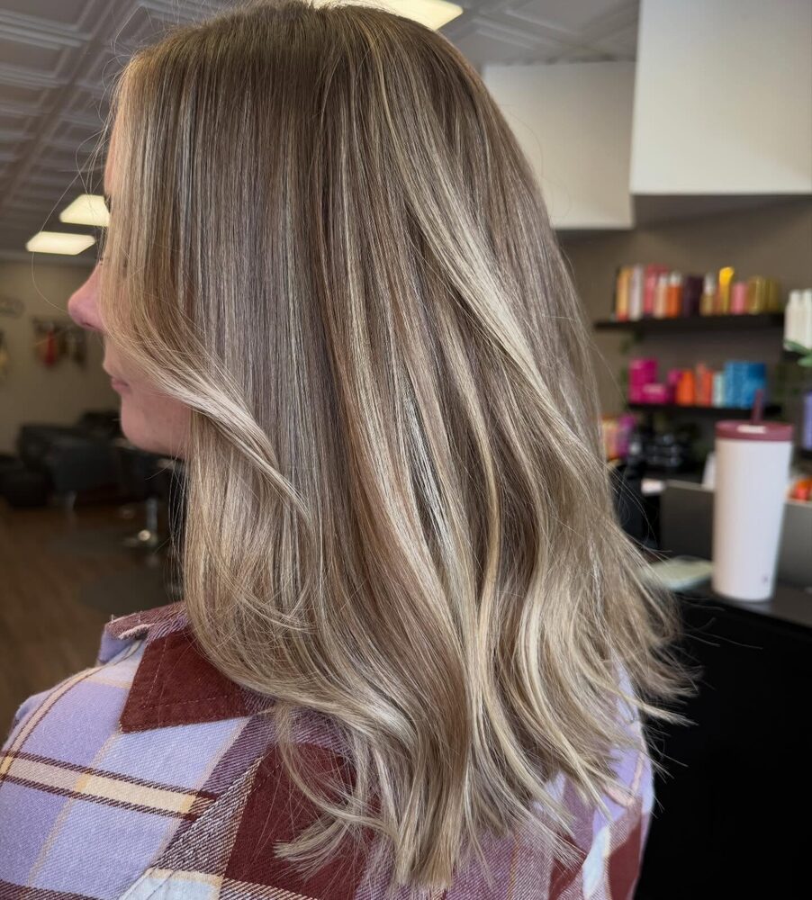 Blonde balayage, side view